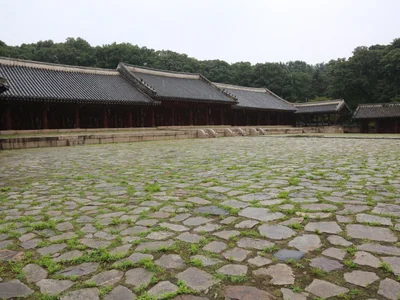 Jongmyo World Heritage Cancellation Crisis, the Truth Behind the Sewoon Shopping Center Redevelopment Project and UNESCO's Warning